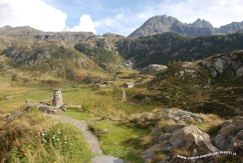 139 panorama verso il Monte Madonnino.JPG